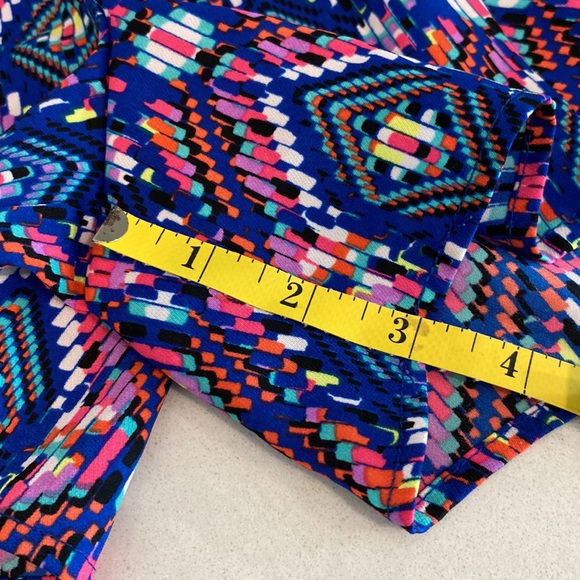 Geometric Pattern Flowy Shorts - Picture 7 of 8